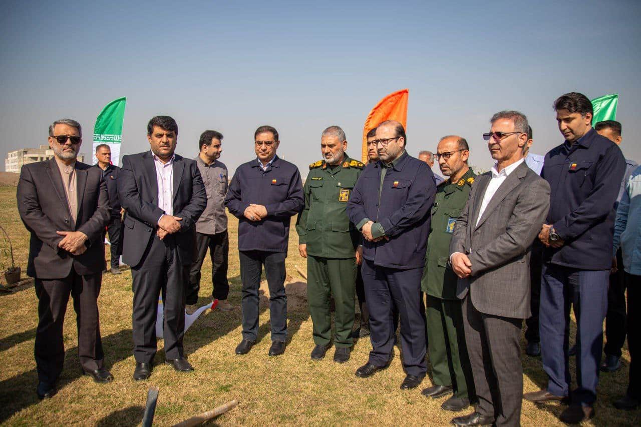 کلنگ زنی پارک بانوان حسن ختام اسفند طلایی فولاد خوزستان