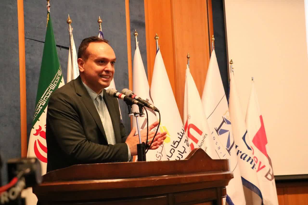 دکتر امیر رضا قیامی آزاد