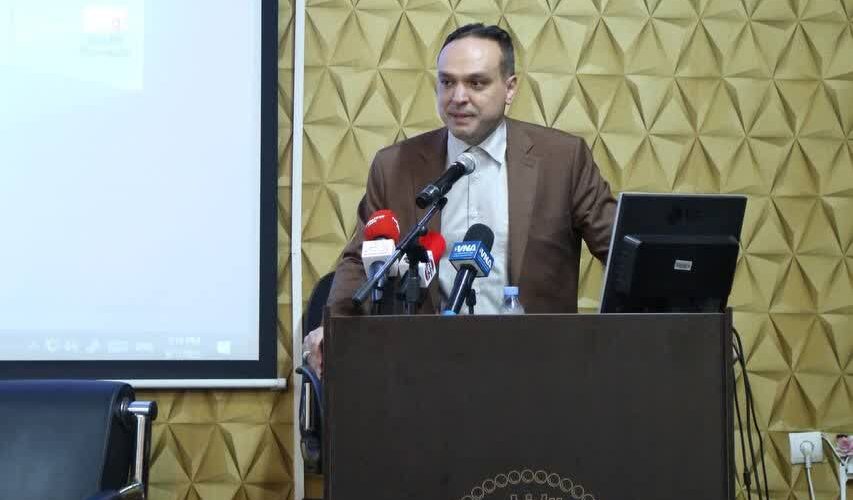 دکتر امیر رضا قیامی آزاد