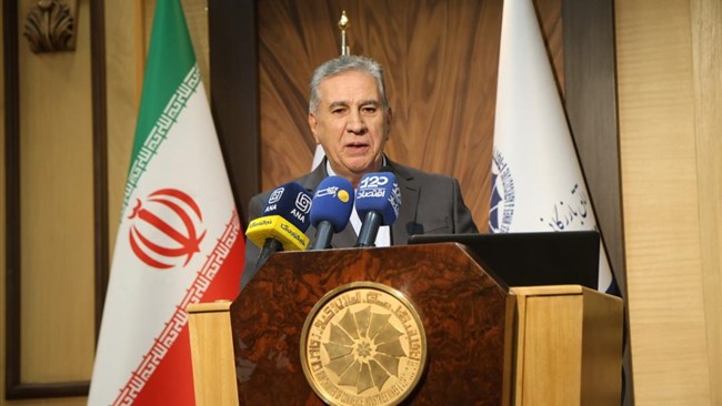 رییس اتاق بازرگانی، صنایع، معادن و کشاورزی ایران گفت: فناوری اطلاعات، کلید جهش اقتصادی است؛ و صادرات آن، اقتصاد دانش‌بنیان را رونق می‌بخشد.