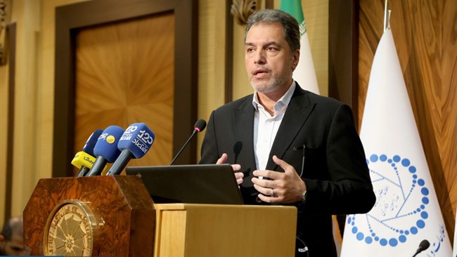 نایب‌رئیس اتاق ایران، گفت: باید نقشه راهی با مشارکت همه ذی‌نفعان زیست‌بوم فناوری تدوین شود تا بتوانیم بین عرضه و تقاضا همرسانی ایجاد کرده و محصولات ICT را در زنجیره ارزش جهانی قرار دهیم.
