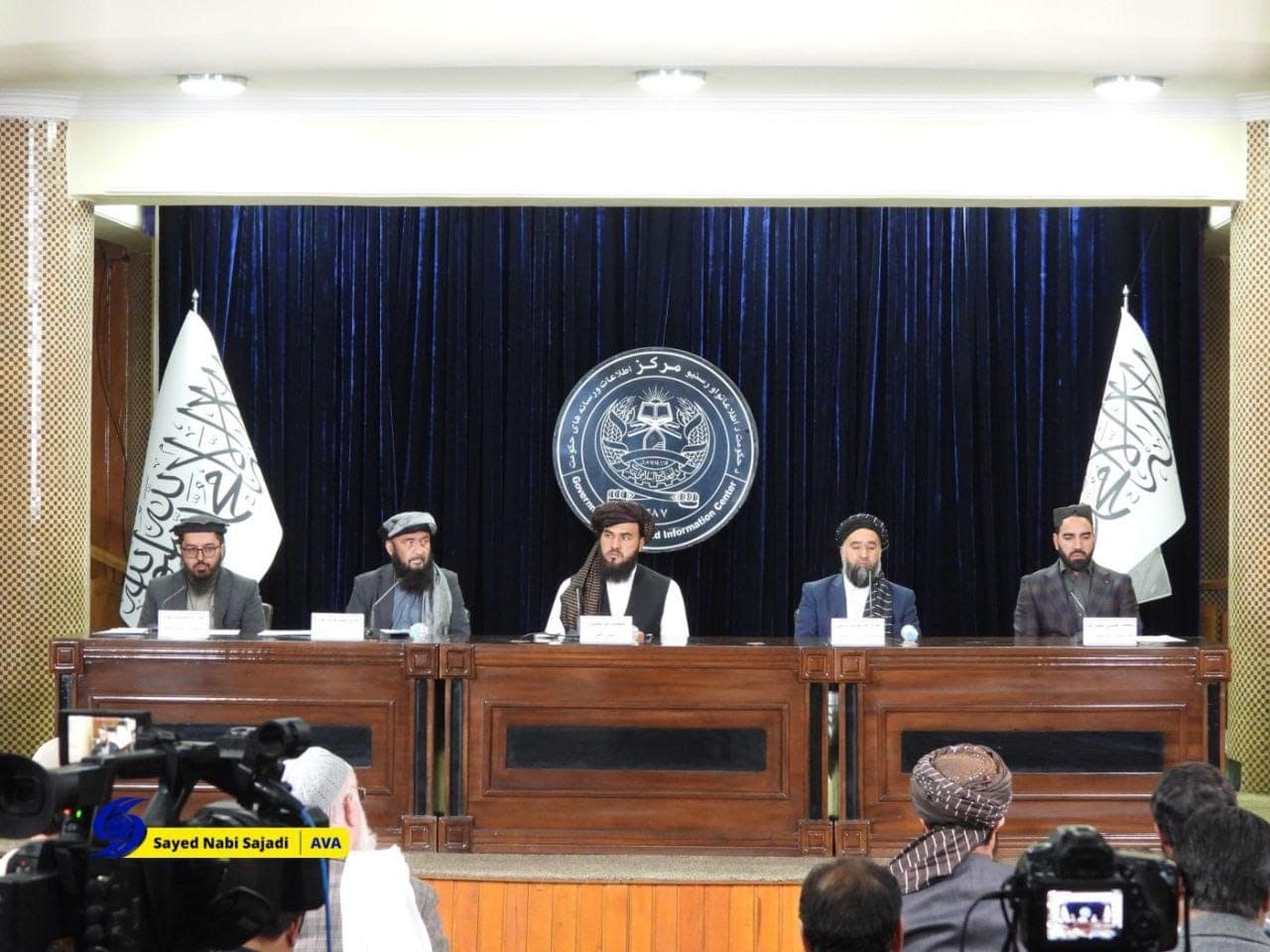 افزایش صادرات از طریق بندر چابهار و دهلیزهای هوایی / کاهش هزینه ترانزیت و زمان انتقال کالاها