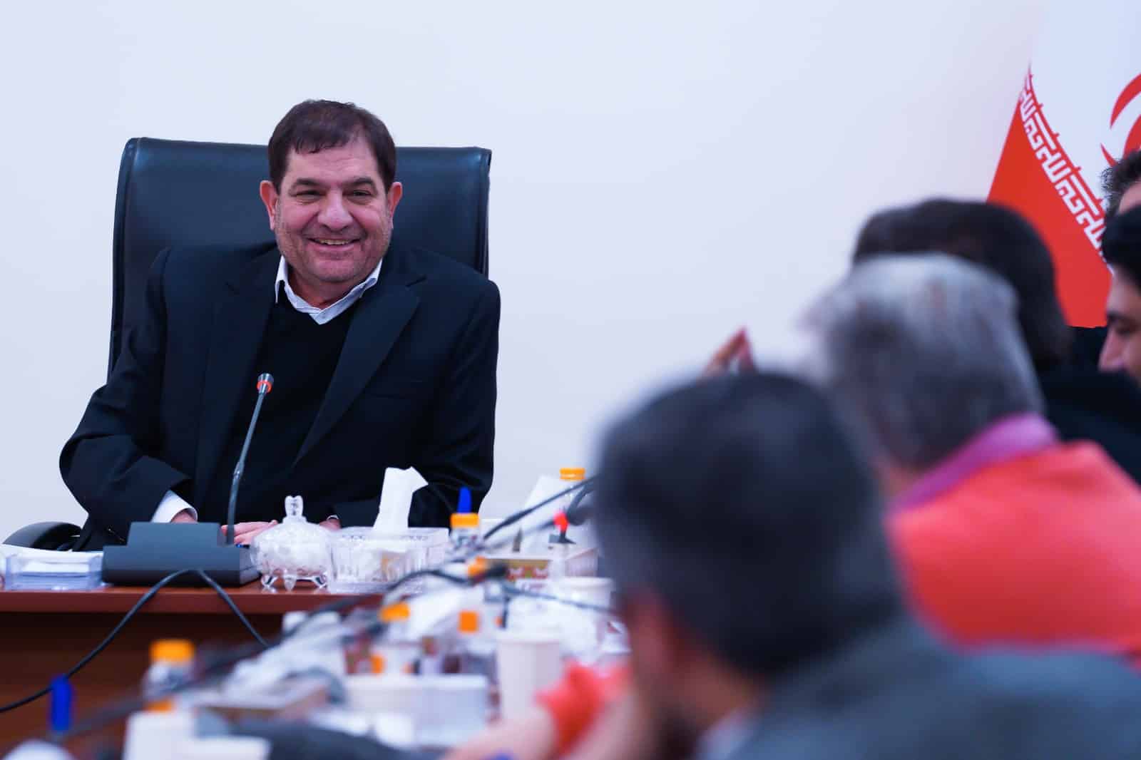 توسعه صنایع پایین‌دستی و جلوگیری از خام‌فروشی، راهکار اصلی رونق صنعت پتروشیمی است