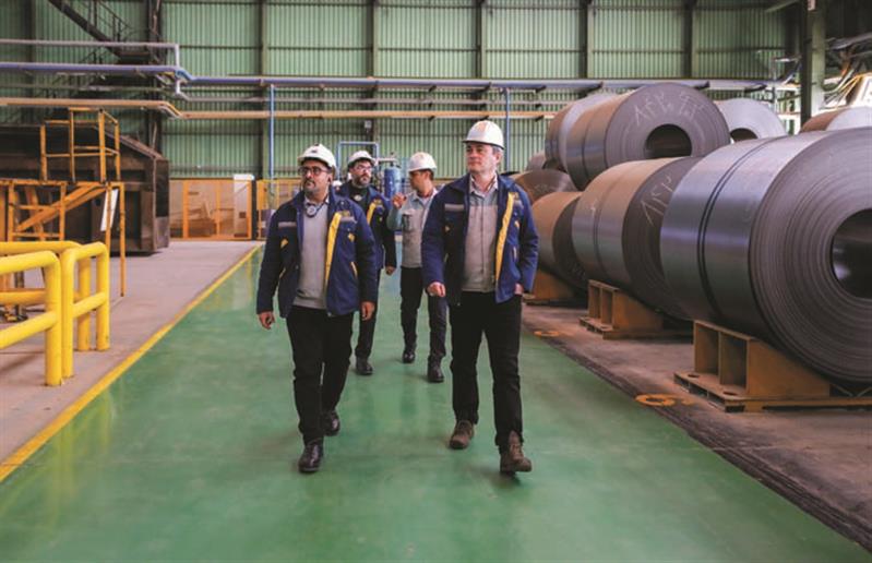 بررسی نظام‌مند، جامع و یكپارچه سیستم منابع انسانی فولاد مباركه با رویكرد علمی