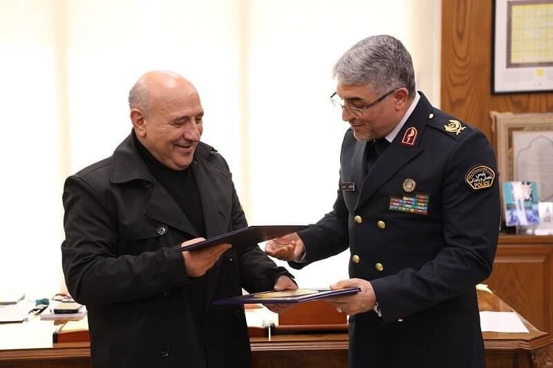 گام بلند ماکو برای تسهیل خدمات خودرویی؛ امضای تفاهم‌نامه راه‌اندازی سامانه شماره‌گذاری