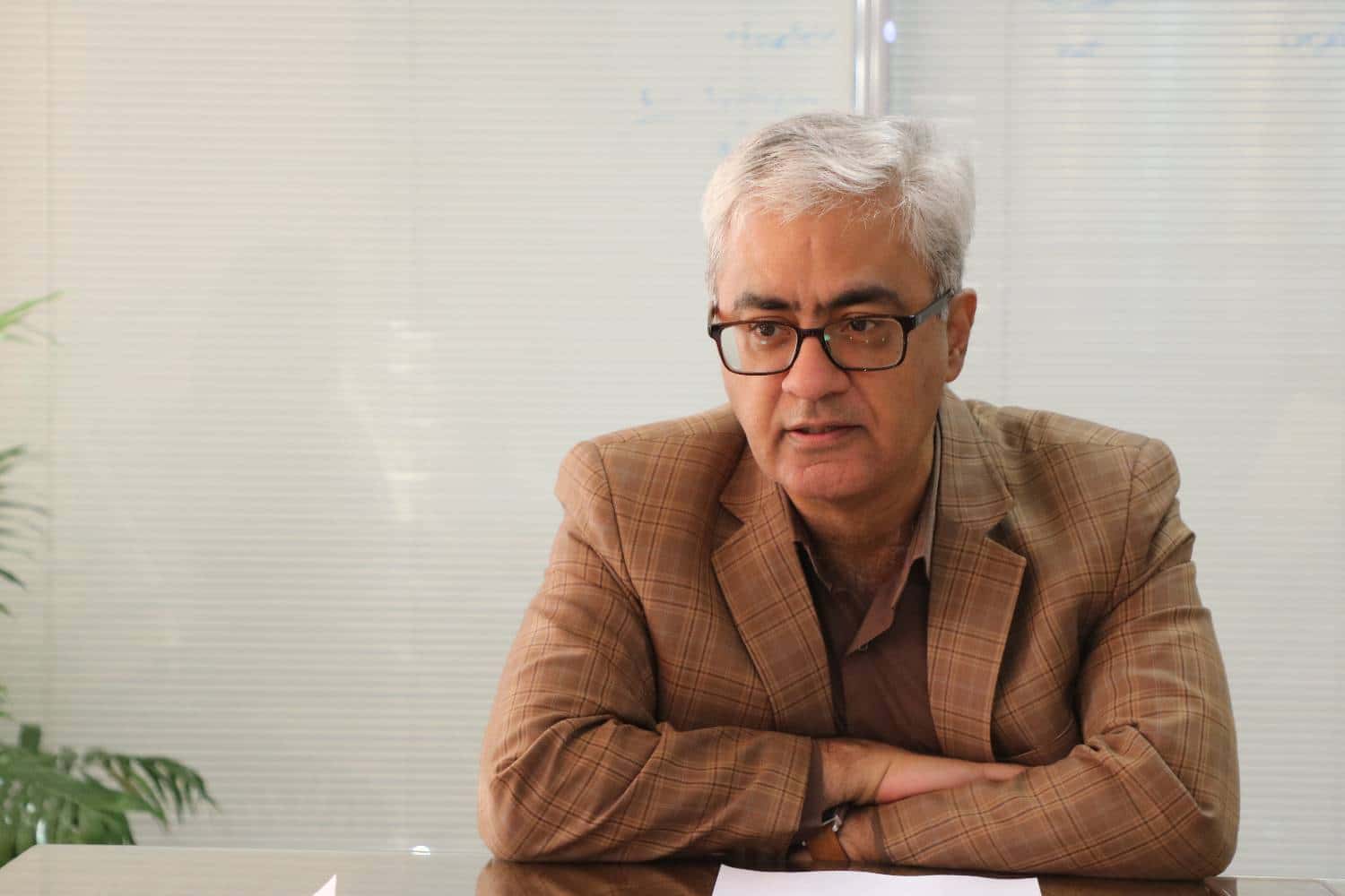 افراد دهک‌های ششم تا دهم با پرداخت حق بیمه تحت پوشش بیمه سلامت قرار می‌گیرند