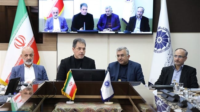 خلأهای ارتباطی بین وزارت خارجه و اتاق ایران برطرف شود | تأکید بر حمایت اتاق ایران از رویکرد اقتصادی مذاکرات